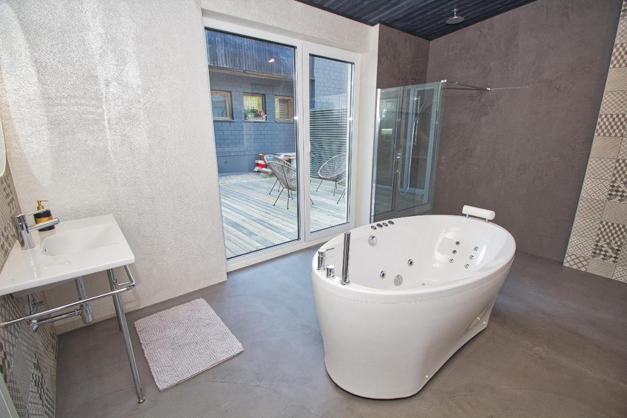 Casa Monkey Paernu With Sauna And Terrace מראה חיצוני תמונה